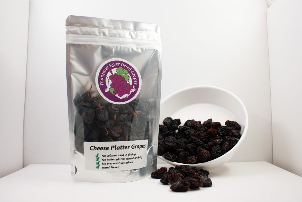CheesePlatter Grapes Dried